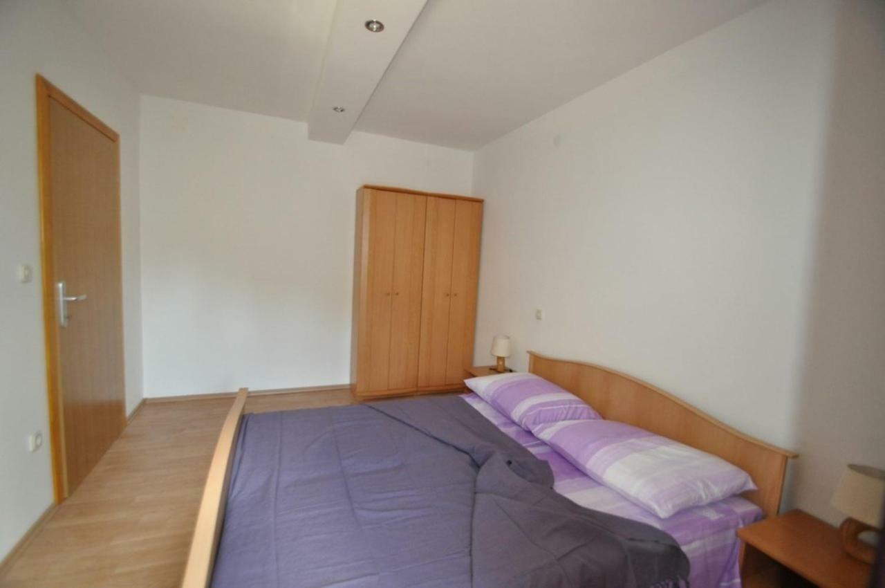 Apartment In Vrbnik/Insel Krk 36796 Ngoại thất bức ảnh