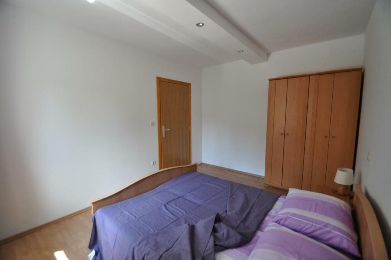 Apartment In Vrbnik/Insel Krk 36796 Ngoại thất bức ảnh